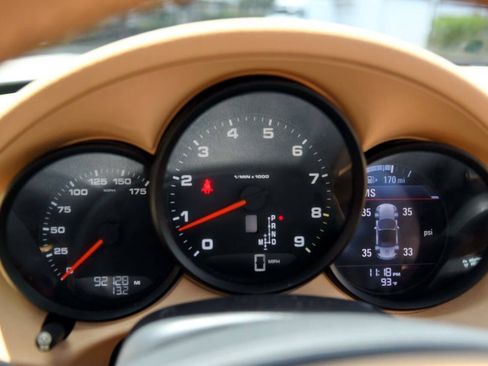 Used 2013 Porsche Boxster RWD image 26