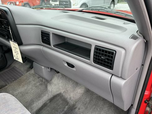 Used 1994 Dodge Ram 1500 Truck 2WD Regular Cab image 51