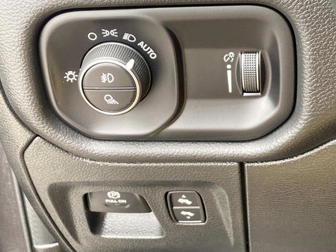 Certified 2023 RAM 1500 Big Horn AWD/4WD image 23