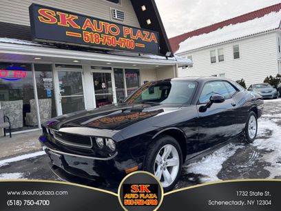 Used 2014 Dodge Challenger SXT
