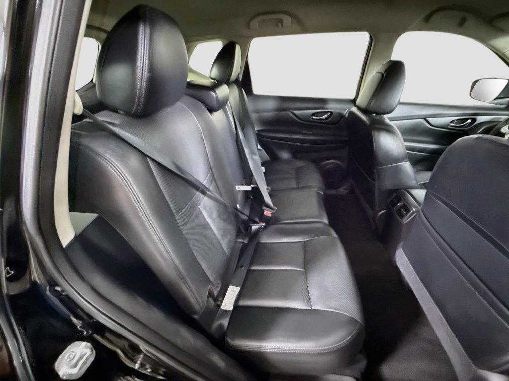 Used 2014 Nissan Rogue SL AWD/4WD image 31