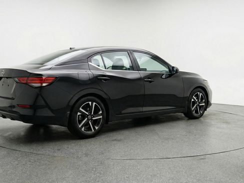Used 2025 Nissan Sentra SV FWD image 9