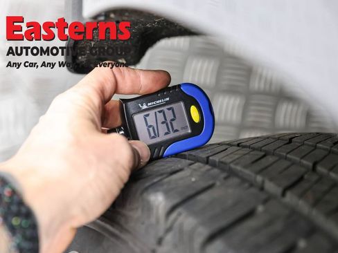 Used 2024 Ford Edge SEL image 28