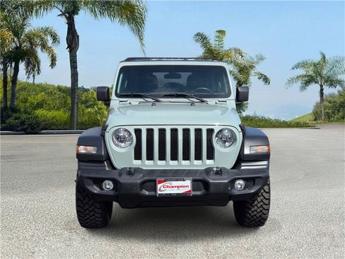 Used 2023 Jeep Wrangler Unlimited Sport AWD/4WD image 3