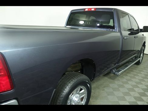 Used 2017 RAM 2500 Tradesman w/ Chrome Appearance Group image 16