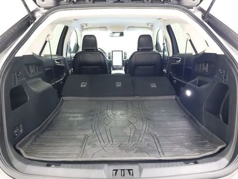 Used 2021 Ford Edge SEL w/ Cargo Accessory Package image 32