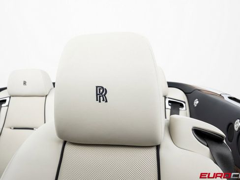 Used 2016 Rolls-Royce Dawn image 38