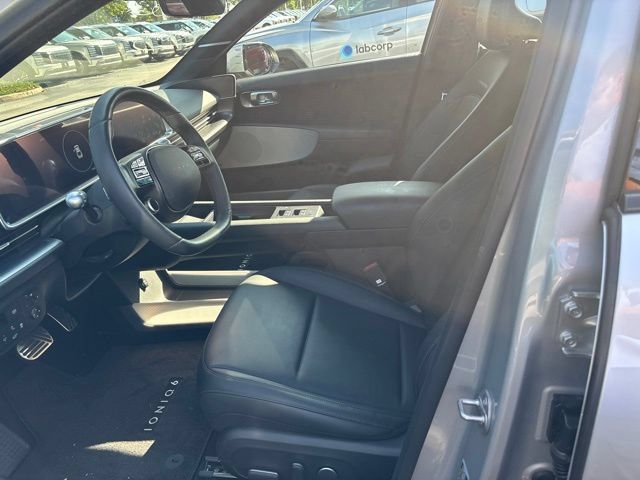 Used 2023 Hyundai Ioniq 6 Limited RWD image 6