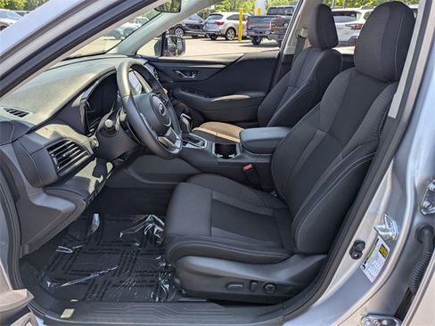 Used 2024 Subaru Outback Premium image 8