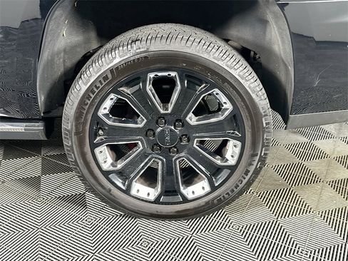 Used 2019 GMC Yukon Denali w/ Denali Ultimate Package image 35