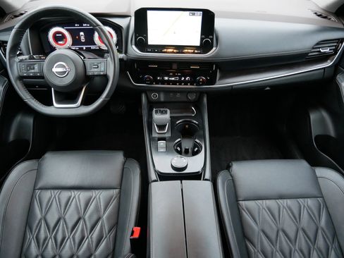 Used 2023 Nissan Rogue Platinum w/ Platinum Premium Package image 10