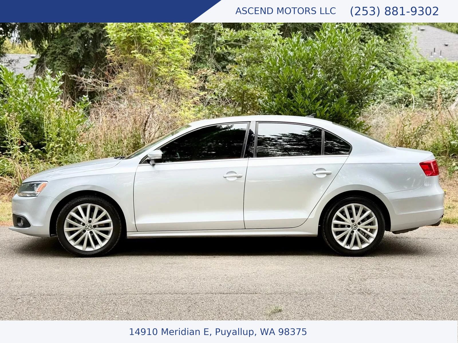 Used 2014 Volkswagen Jetta TDI FWD image 2