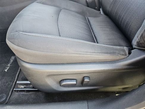 Used 2022 Nissan Altima 2.5 SV image 13