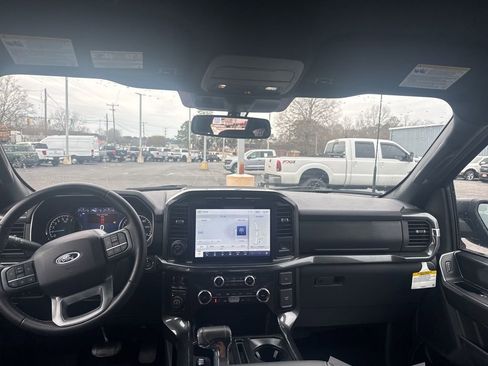 Used 2023 Ford F150 XLT w/ Equipment Group 302A High image 8