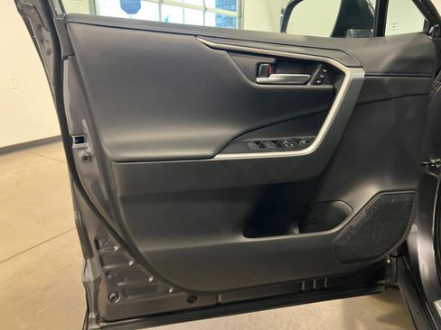 Used 2023 Toyota RAV4 XSE AWD/4WD image 29