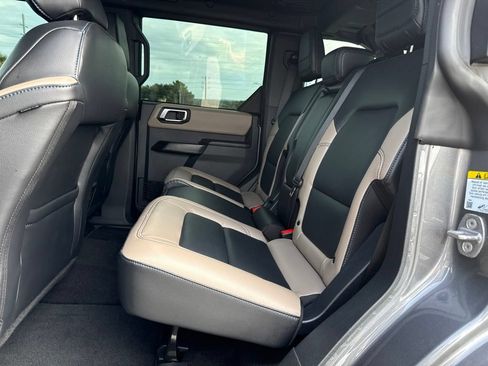 Used 2024 Ford Bronco Wildtrak AWD/4WD image 9