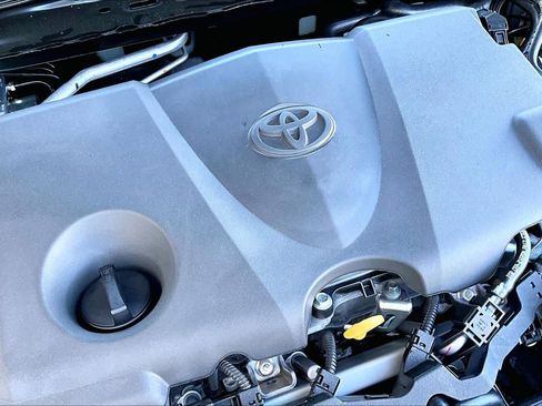 New 2026 Toyota Camry SE AWD/4WD image 17