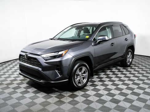 Used 2024 Toyota RAV4 XLE FWD image 24
