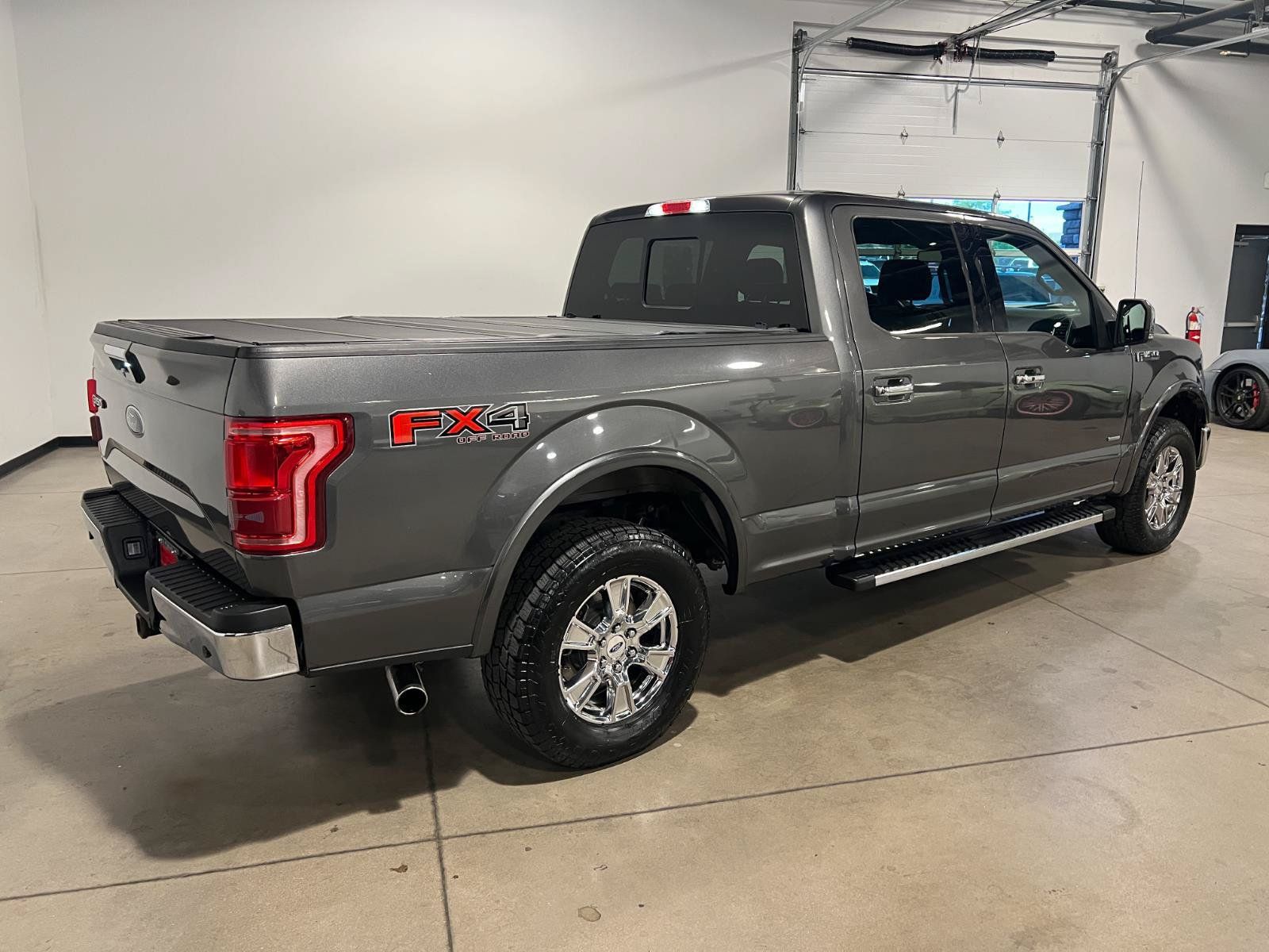 Used 2016 Ford F150 Lariat w/ Equipment Group 502A Luxury AWD/4WD image 3