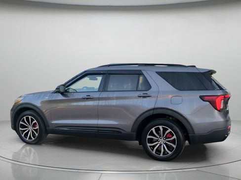 Used 2026 Ford Explorer ST-Line w/ ST-Line Street Pack RWD image 18