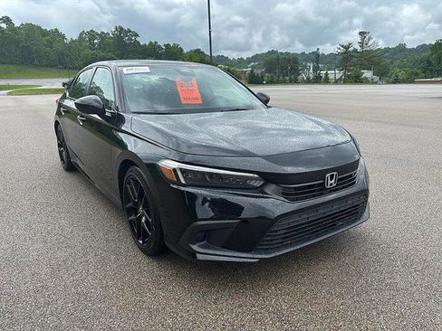 Used 2023 Honda Civic Sport image 6