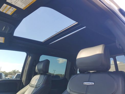 Used 2025 Ford F250 Platinum image 8