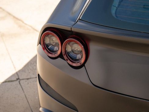 Certified 2018 Ferrari GTC4Lusso image 21