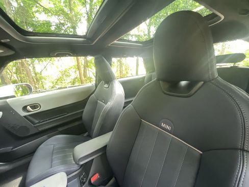 Certified 2025 MINI Cooper S image 12