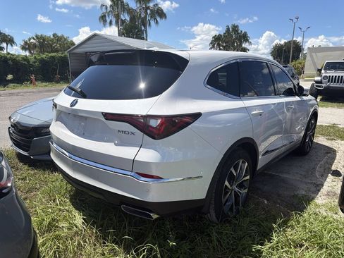 Used 2024 Acura MDX w/ Technology Package FWD image 10