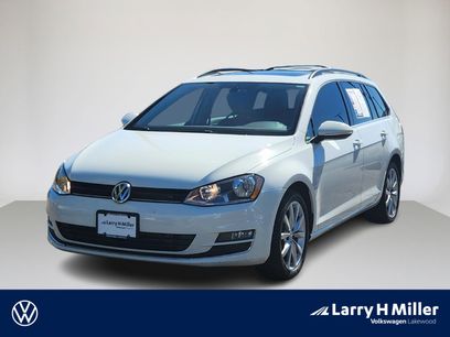 Used 2017 Volkswagen Golf SE