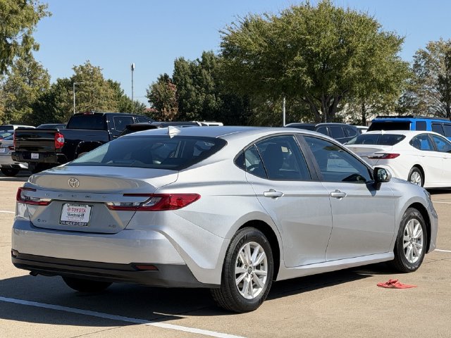 Used 2025 Toyota Camry LE FWD image 4