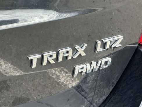 Used 2016 Chevrolet Trax LTZ w/ Midnight Edition image 18