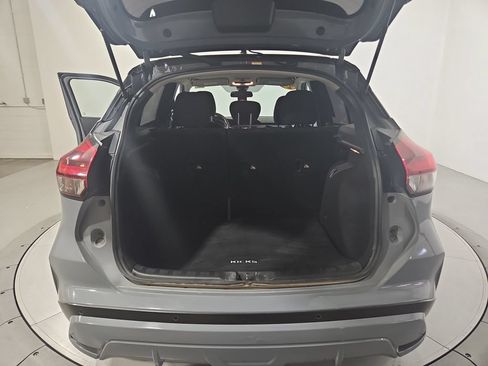Used 2024 Nissan Kicks SR FWD image 22