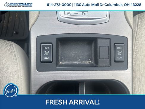 Used 2011 Subaru Legacy 2.5i Premium image 21