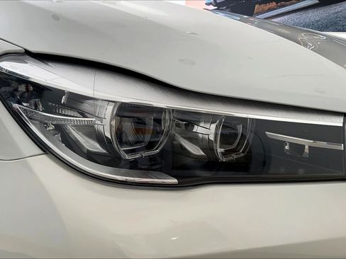 Used 2017 BMW 740i RWD image 27