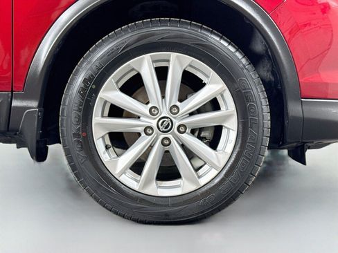 Used 2019 Nissan Rogue Sport SV w/ All-Weather Package FWD image 45
