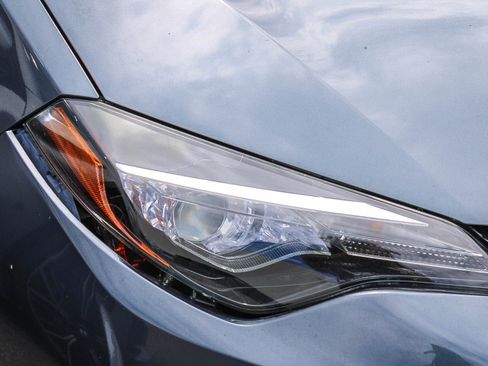 Certified 2017 Toyota Corolla LE w/ LE Premium Package FWD image 5