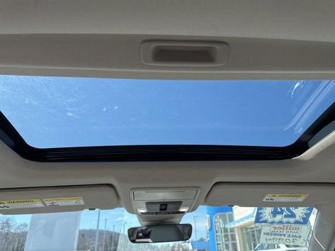 Used 2024 Honda CR-V EX-L image 15