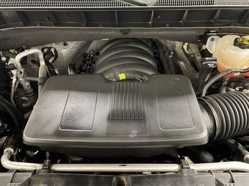 Used 2023 Chevrolet Silverado 1500 LT AWD/4WD image 23