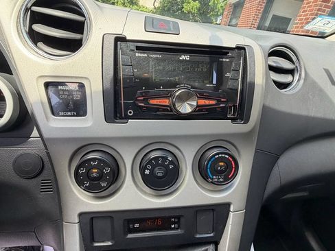 Used 2009 Toyota Matrix FWD image 13