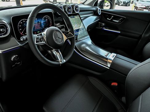 New 2025 Mercedes-Benz GLC 350e 4MATIC image 8