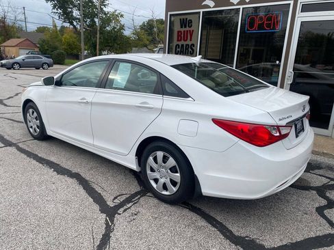 Used 2011 Hyundai Sonata GLS FWD image 8