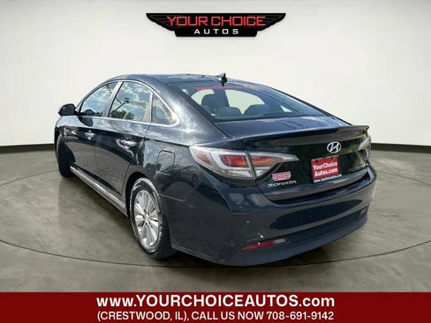 Used 2017 Hyundai Sonata SE FWD image 3