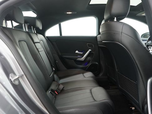 Used 2021 Mercedes-Benz CLA 250 4MATIC image 12