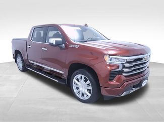 Used 2025 Chevrolet Silverado 1500 High Country w/ High Country Premium Package AWD/4WD video 2