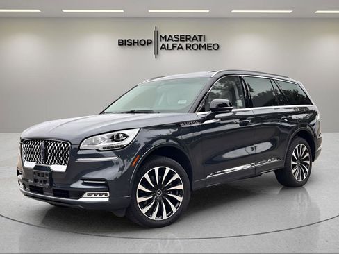 Used 2023 Lincoln Aviator Black Label Grand Touring AWD/4WD image 2