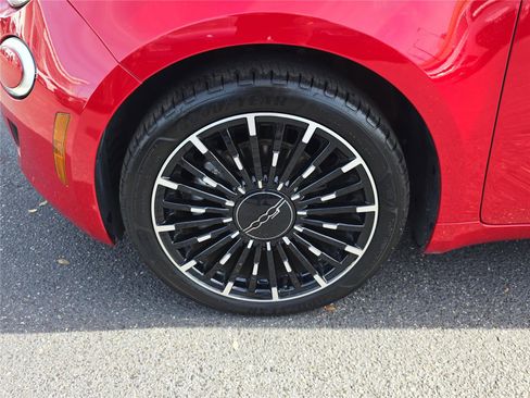 Used 2024 FIAT 500 e (RED) image 7