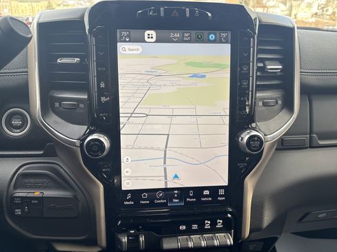 Used 2024 RAM 2500 Laramie w/ Safety Group image 27