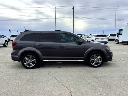 Used 2017 Dodge Journey Crossroad image 5