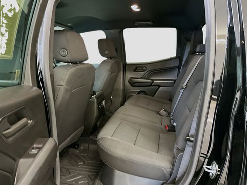 Used 2024 Chevrolet Colorado Trail Boss w/ Technology Package image 29